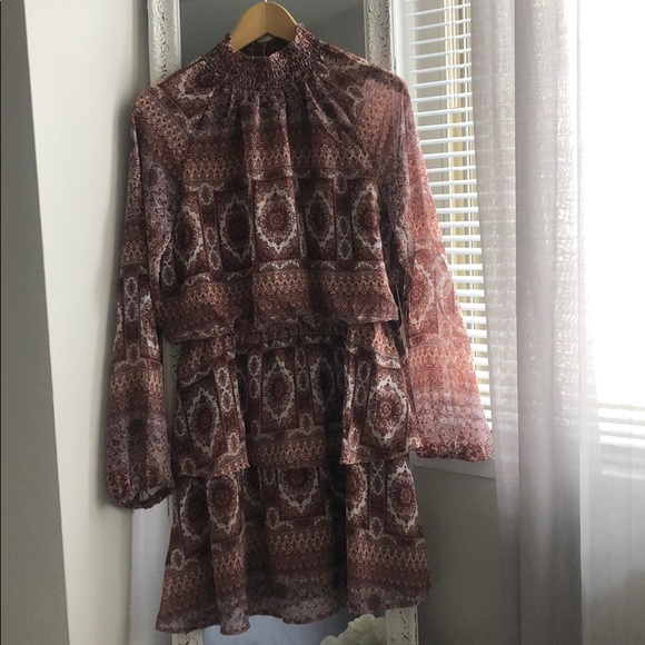 Lulus Dresses & Skirts - Lulus Dress! Never Worn!